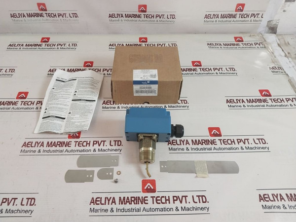 Johnson Controls F61Tb-9100 Liquid Flow Switch 1553.427