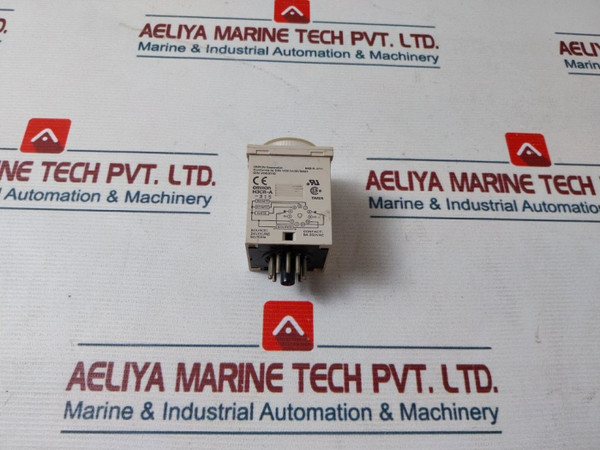 Timer Omron H3Cr-a-315 - 5A 250 Vac Used