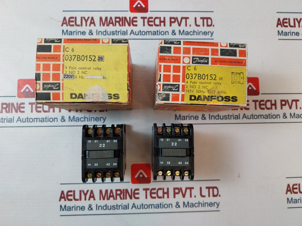 Danfoss 037B0152 Contactor 4 Pole Control Relay 6A/600V~Ac