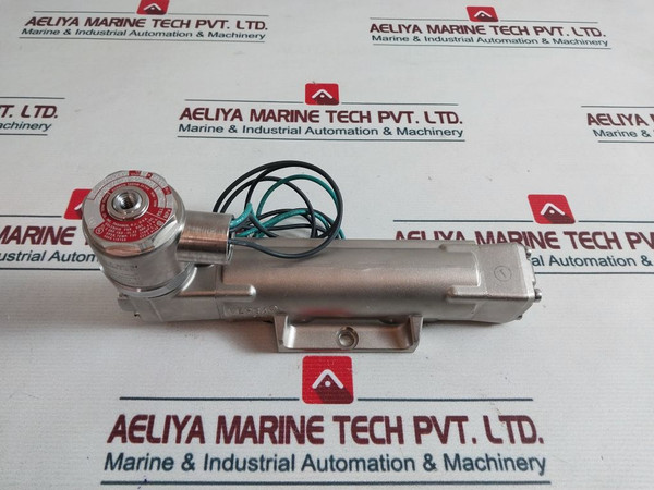 Versa Vsg-4532-ms-xx-167-a120 Four-way Valve 12 Mpa 120V 60Hz