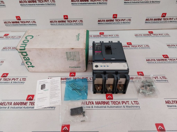 Circuit Breaker Schneider Electric Lv432695