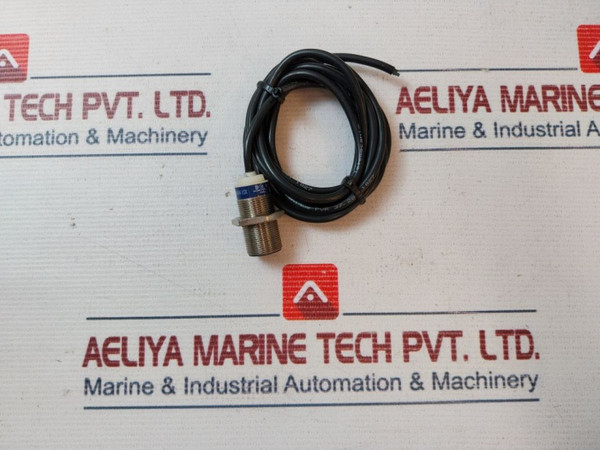 Proximity Sensor Telemecanique XS1 N18Pa349 France