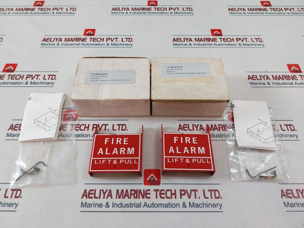 Lot Of 2X Kidde 84100000-02 Lift & Pull Cover