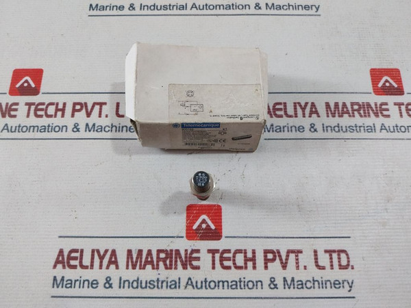 Telemecanique Xs1 12Blpam12 Inductive Proximity Switch Sensor