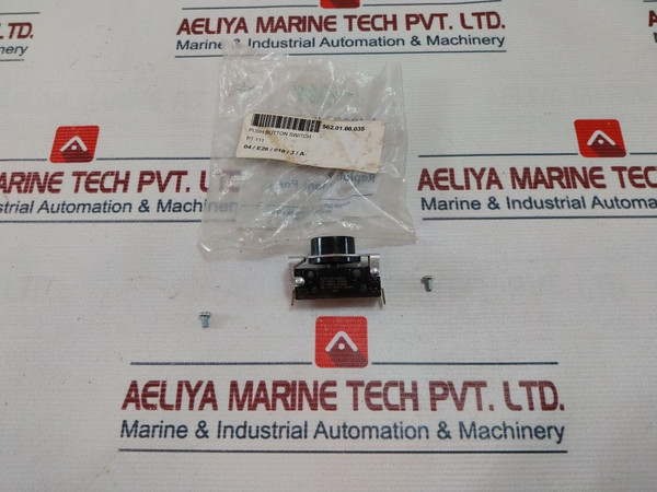 Mcgill 2610-7070 Push Button Switch 50/60Hz