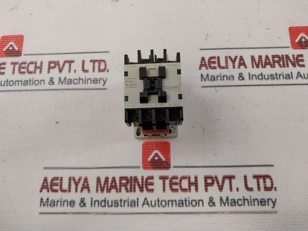 Togami Pak-8Js22 Contactor Relay 100V 50Hz, 100-110V 60Hz, 10A