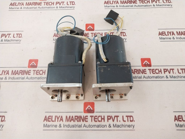 Oriental Motor 4Ik25Rgn-a Speed Control Motor With Gear Head 4Gn30K