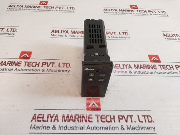 Process Controller Red Lion Controls Pcu