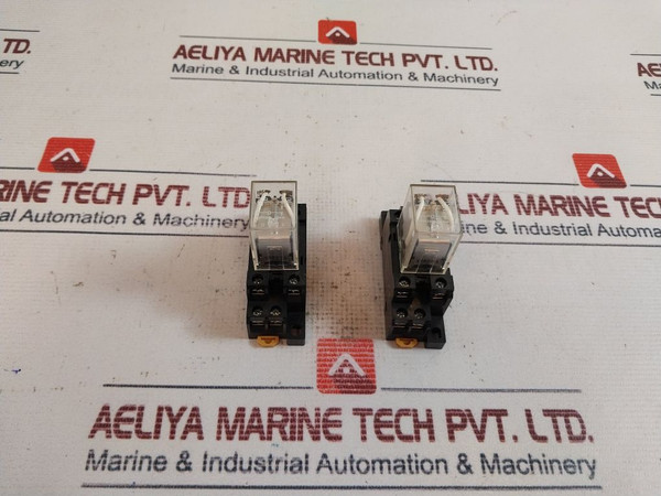 Lot Of 2X Omron Ly2 Cube Relay With Socket Base 12A 240Vac