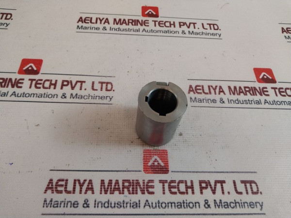 Adapter Keystone Electronics Corporation 102