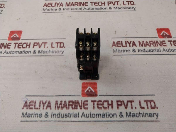 Fuji Electric Src50-2F/X (3A3B) Contactor 3-phase 100V Coil