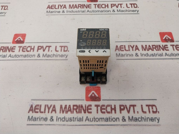 Azbil Panasonic C15Sr0Ta0400 Digital Controller With Base At8-df11K