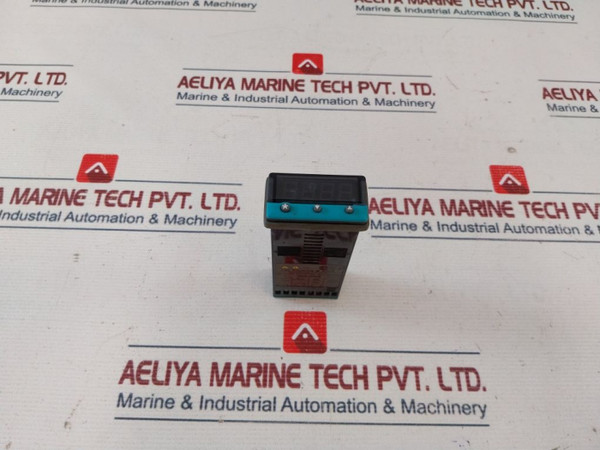 Temperature Controller Cal Controls 3300