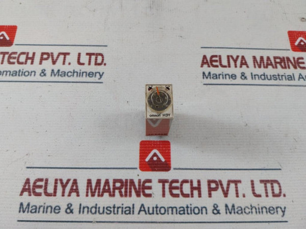 Omron H3Y-2 Timer Relay 24 Vac 0-30 Sec