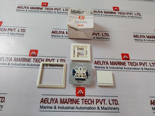 Abb E 63 062 70 Door Release Pushbutton W/O Text 13419  1