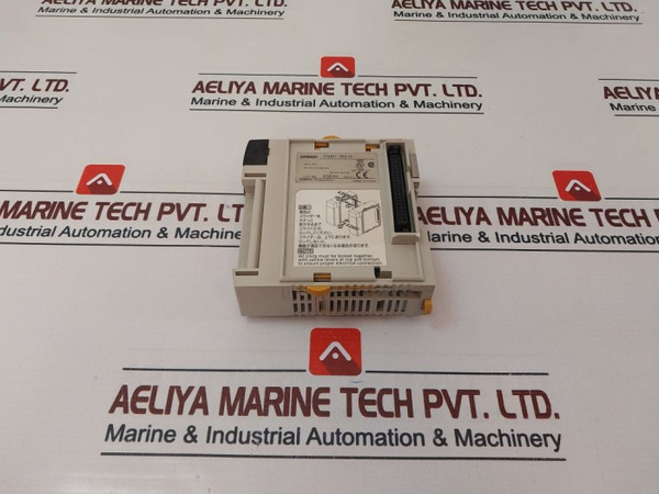 Plc Input Module Omron Cqm1-id213 - 24V Dc