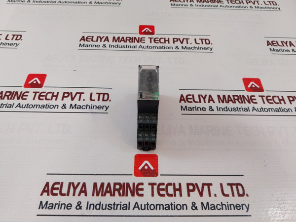 Telemecanique/Schneider Electric Rm22La32Mr Level Switch Relay 24-240Vac