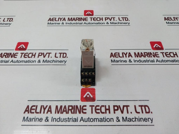 Omron H3Yn-4 Time Delay Relay With Socket 24V Dc