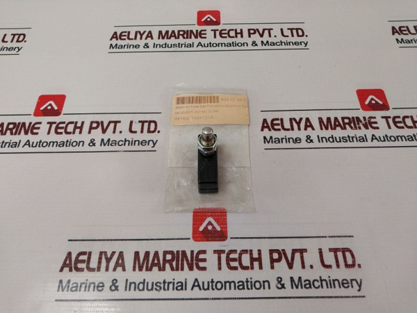 Unimax - Hb02594 - Snap Action Switch