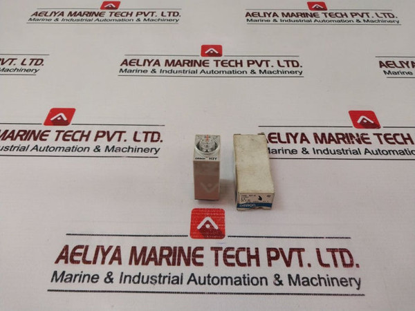 Omron H3Y-4 Timer Dc 24V Ac250V 0-5 Sec 2.5Kv/1