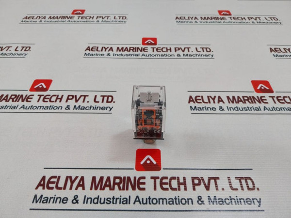 Omron Mk3P2-i Relay 250Vac/28Vdc 10A 