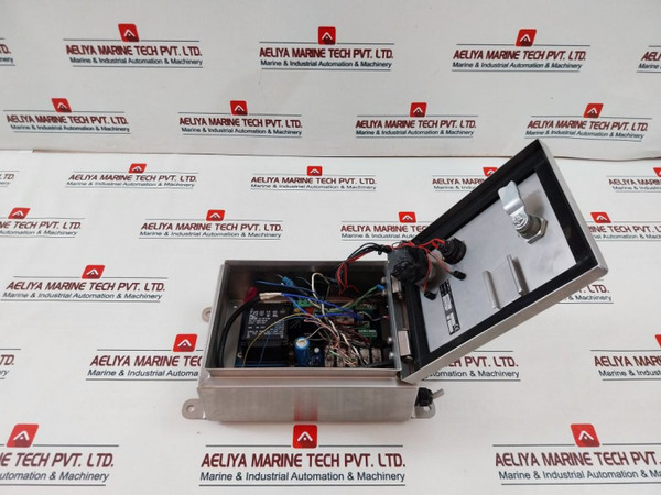 Emtech Power Emt
Control Camera Box
Orlaco