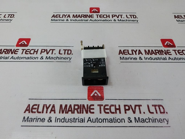 Eao 03-624.011, 03-624.011 Pushbutton Switch 300V Ac