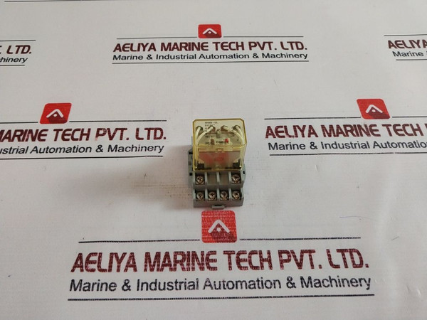 Idec Rh4B-ul Power Relay With Base 10A 300V