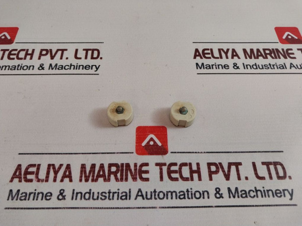 Lot Of 2X Siemens Diazed Fitting Screw 4A 500V