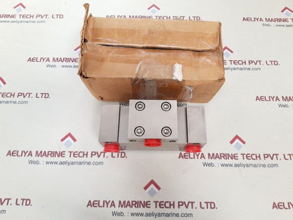 Gilmore 4253481 Shuttle Valve 1050033