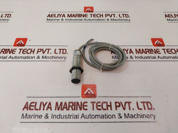 Telemecanique Xsa-h05713 Sensor 12/48V