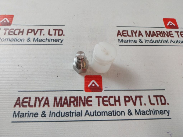 Adapter Fitting Cameron 2020965-01