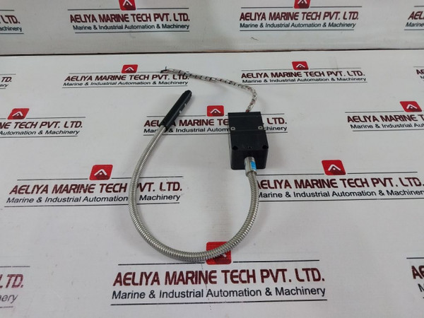 Hamamatsu A2873-05 Temperature Sensor As-oiw00034-ex-002