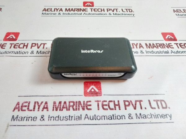 Intelbras Sf 800 Q 8‑Port Fast Ethernet Switch 0.6A 9Vdc