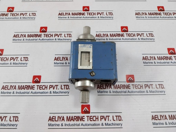 Johnson Controls P74Ea-9700 - Penn - Differential Pressure Switch