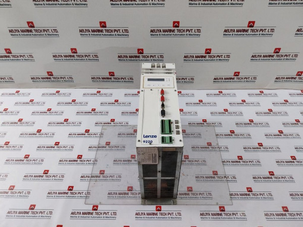 Lenze 33.9224 E Servo Drive 00384880 Ul 3/Ac 0-480V 13,5A 0-300 Hz