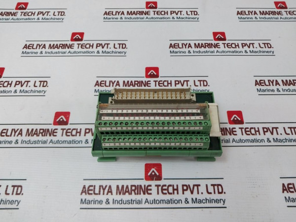 Interface Module Phoenix Contact Umk-f48M-vr/La24/So58
