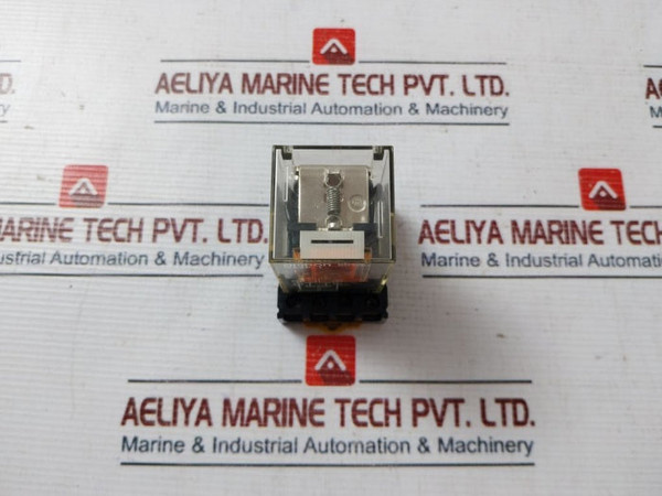 Omron Mk2P-i Cube Relay With Socket Base 10A 250V~
