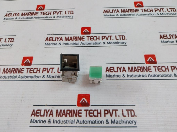 Omron A3Pa-704 Lighted Pushbutton Switch 28V 1.2W