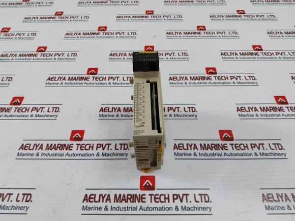 Omron Cqm1-oc222 Plc Output Unit Ac250V/Dc24V 2A
