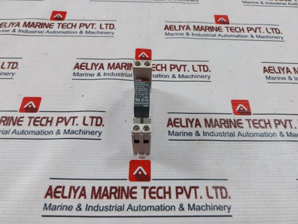 Abb Cr-p024Dc2 Pluggable Interface Relay With Socket Cr-pls 8A 250Vac