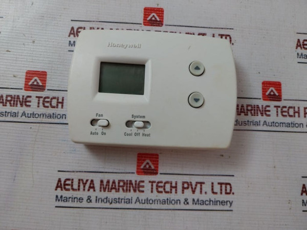 Honeywell Th3110D1008 Thermostat Honeywell Th3110D1008 Used