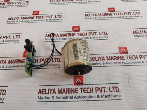 Schneider Electric 685 658 Circuit Breaker Xf-e Closing Release 200/250Vac Used