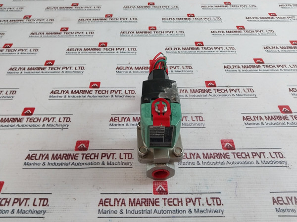 Asco 8210P087 Stainless Steel Solenoid Valve 40Thub1/3/8 15D-d