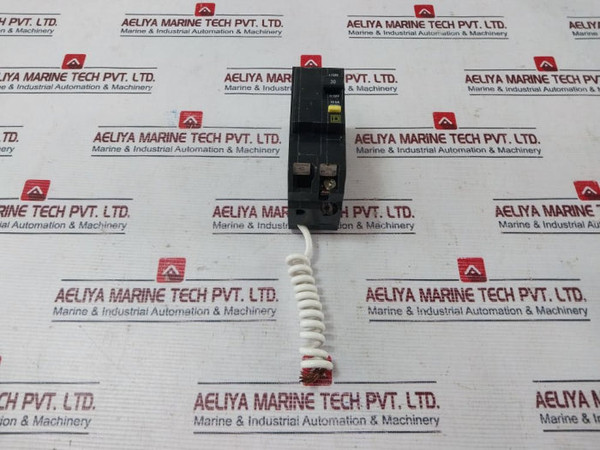 Square D Qo Plug In Circuit Breaker 30A 120/240 Vac Class A