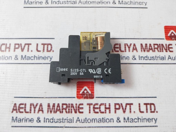 Idec Rj2S-cl-d24 Relay With Socket Sj2S-07L 250V 8A