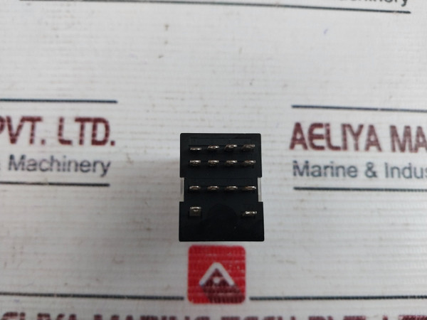 Lot of 2X Omron MY4 14-Pin Relay 100/110VAC