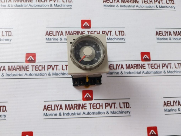 Omron H3Cr-a Timer Relay With Base 12-48Vdc Used