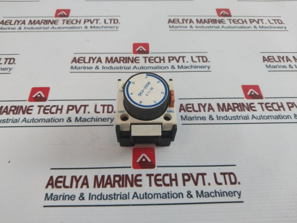 Tianshui 213 Sk4-220D Relay 10A 690V Used