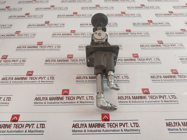 Rexroth P59338-3 Lever Operated Valve 2Ha-2Lr